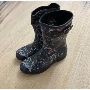 Chooka Women's Size 8 Mid Calf Rubber Rain Boots Black Floral Flaw